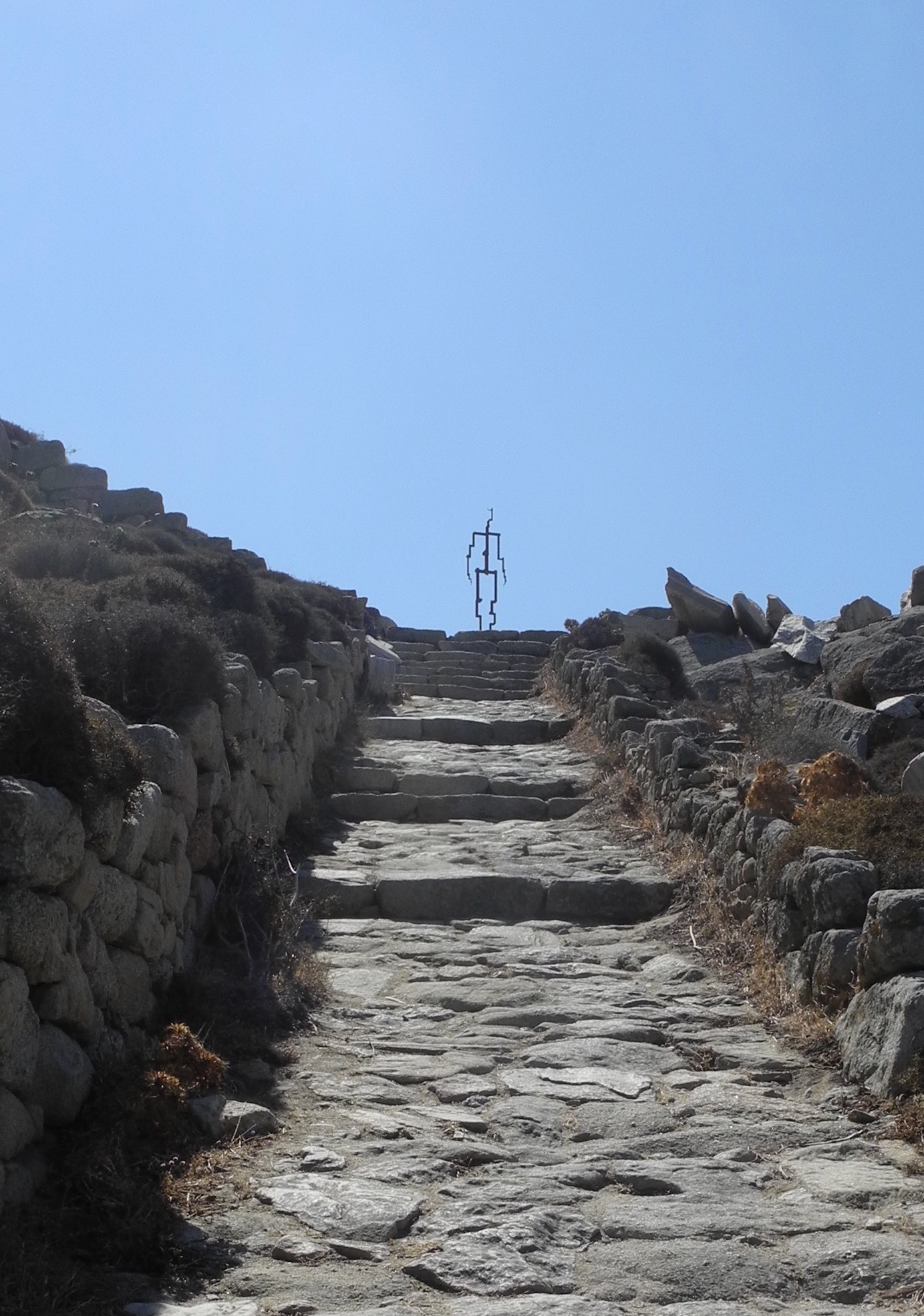 Signal II (2018), site-specific installation at the top of the ancient path ascending Mt Kynthos, Delos